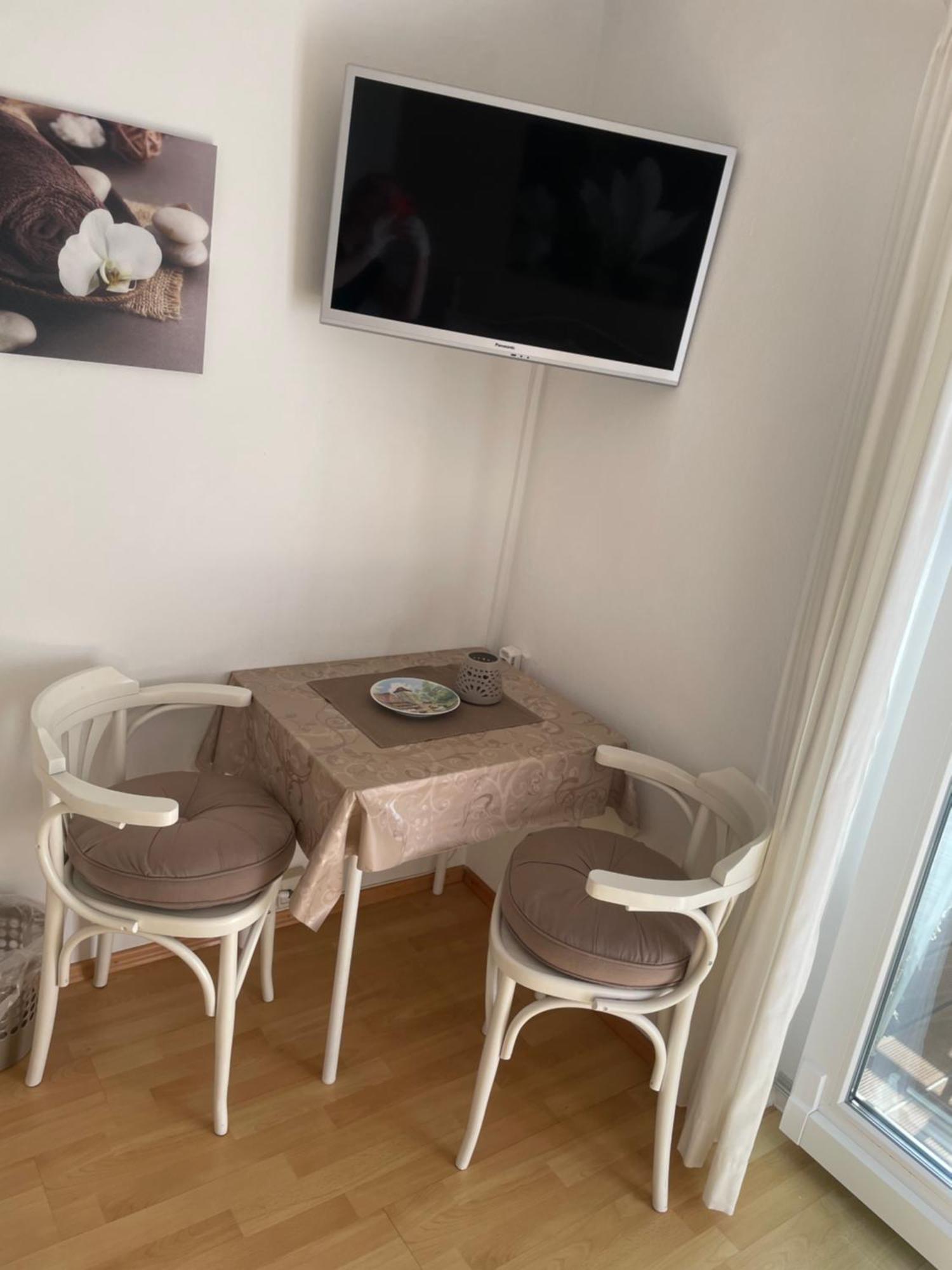 Pension Semler Apartment Мондзее Стая снимка